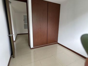 SE VENDE APARTAMENTO, OESTE NORMANDIA