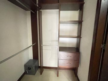 SE VENDE APARTAMENTO, OESTE NORMANDIA