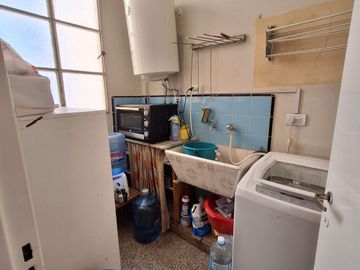 VENDO AMPLIO DEPARTAMENTO CENTRICO BAHíA BLANCA
