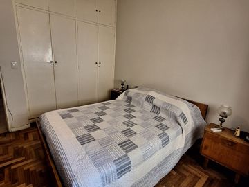 VENDO AMPLIO DEPARTAMENTO CENTRICO BAHíA BLANCA