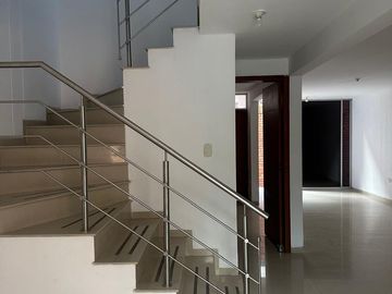 CASA CONJUNTO VEGAS DEL RIO