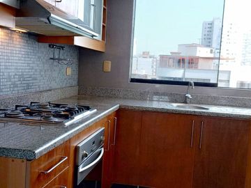 Alquilo Departamento Cerca a Larcomar