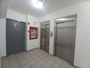 Alquilo Departamento Cerca a Larcomar