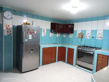 Venta De Casa En Pisco Urbanización La Alborada