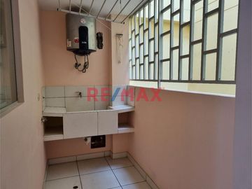 Departamento En Alquiler - Urb Jose Olaya.(T.ENEQUE)