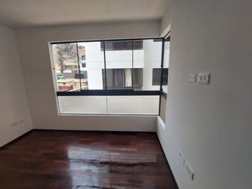Vendo departamento de estreno, en primer piso, en el límite de La Molina (Ate) $ 94,900 dólares negociables