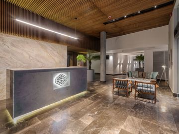 Departamento 2 recámaras en venta en torre Atrlantida, Vía Montejo