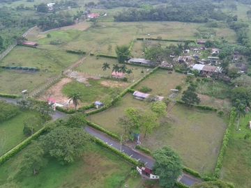 Vendo Hermosa Finca en Cumaral, Meta