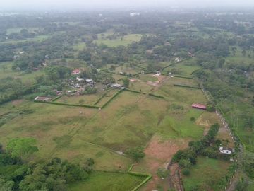 Vendo Hermosa Finca en Cumaral, Meta