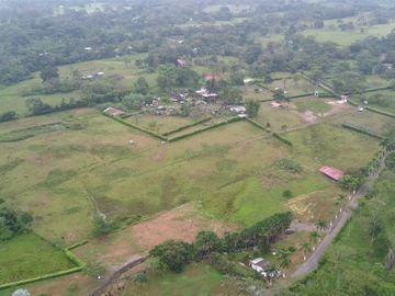 Vendo Hermosa Finca en Cumaral, Meta