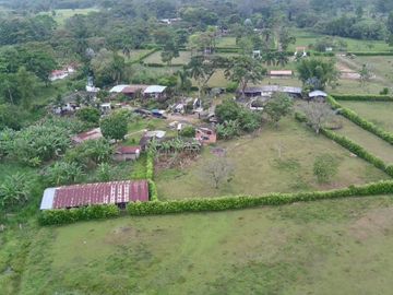Vendo Hermosa Finca en Cumaral, Meta
