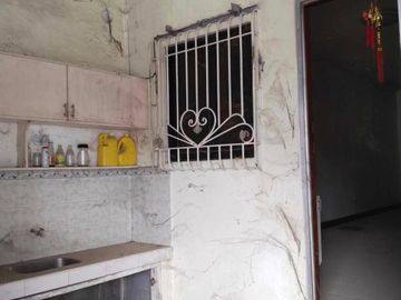 Mary Grace Park Village House and Lot For Sale