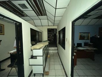 En venta edificio en CHIMBORAZO Y LUQUE, centro de Guayaquil.