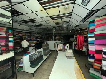 En venta edificio en CHIMBORAZO Y LUQUE, centro de Guayaquil.