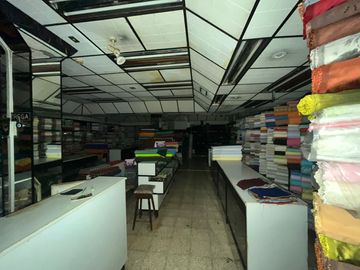 En venta edificio en CHIMBORAZO Y LUQUE, centro de Guayaquil.