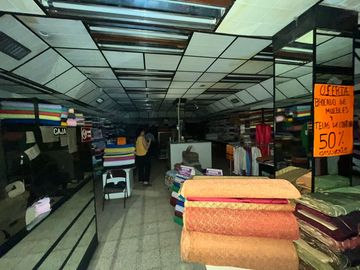 En venta edificio en CHIMBORAZO Y LUQUE, centro de Guayaquil.