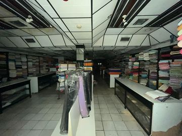 En venta edificio en CHIMBORAZO Y LUQUE, centro de Guayaquil.