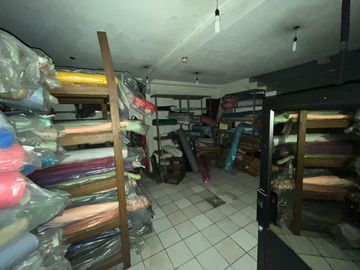 En venta edificio en CHIMBORAZO Y LUQUE, centro de Guayaquil.