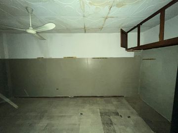 En venta edificio en CHIMBORAZO Y LUQUE, centro de Guayaquil.