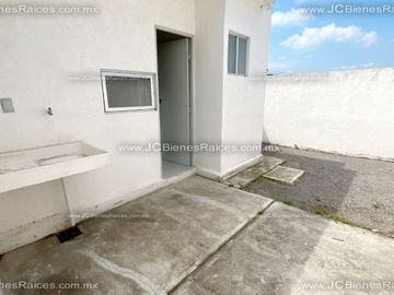 🏡Casa en Venta Cerca del Aeropuerto 🛫, por tan solo 💲720,000‼️