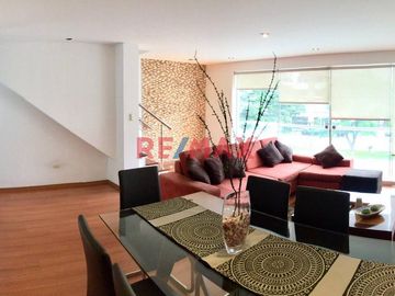 Se Vende Hermoso Duplex En La Molina