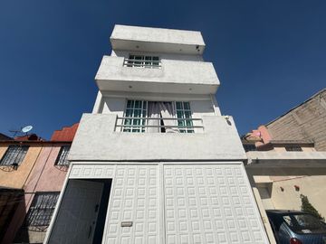 CASA EN VENTA, CLAUSTROS DE SAN MIGUEL