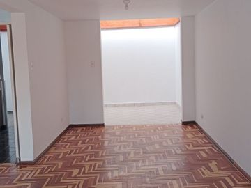 SAN BORJA SE ALQUILA-CASA DOS PLANTAS-3 DORMITORIOS / 2 BAÑOS / COCHERA/$.1,370.-