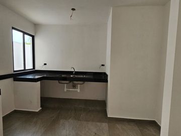 Casa en Venta a estrenar con 4hab, Fracc. Las Américas II; Mérida Yuc.