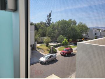 VENTA Casa como nueva entre Tejeda y Hacienda Real Tejeda, Corregidora, Querétaro