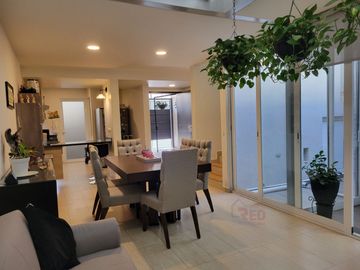 VENTA Casa como nueva entre Tejeda y Hacienda Real Tejeda, Corregidora, Querétaro
