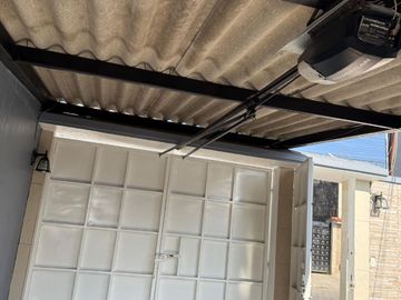 CASA EN VENTA  EN CONOCOTO