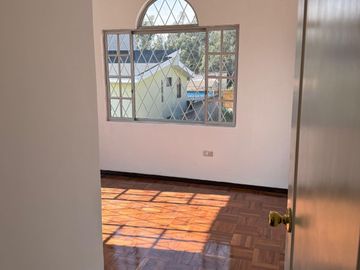 CASA EN VENTA  EN CONOCOTO
