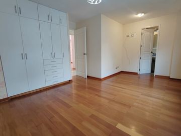 GRAN OPORTUNIDAD DE VENTA DEPARTAMENTO EN SANTIAGO DE SURCO