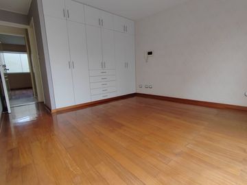 GRAN OPORTUNIDAD DE VENTA DEPARTAMENTO EN SANTIAGO DE SURCO