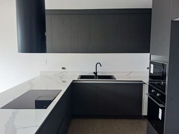 VENTA CASA A ESTRENAR SECTOR  NAYON