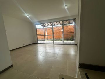 Venta de casa en jamundi-ciudad country