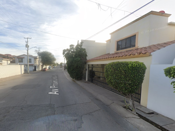 Venta De Casa, ¡¡¡Excelente Oportunidad de Invertir Inteligentemente!!! Col. Los Portales, Hermosillo, Sonora / Propiedad Adjudicada