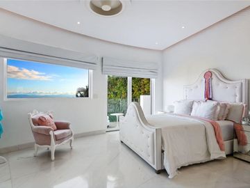 CASA EN VENTA EN REAL DEL MAR
