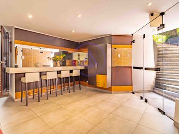 🏡 Casa con piscina en venta en Los Batallones, Surco – Exclusividad y confort