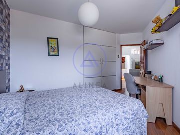 🏡 Casa con piscina en venta en Los Batallones, Surco – Exclusividad y confort