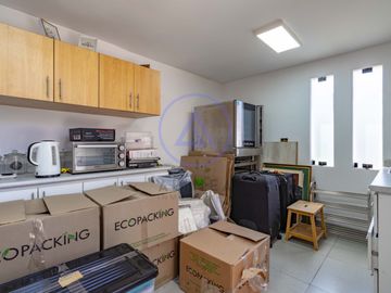 🏡 Casa con piscina en venta en Los Batallones, Surco – Exclusividad y confort