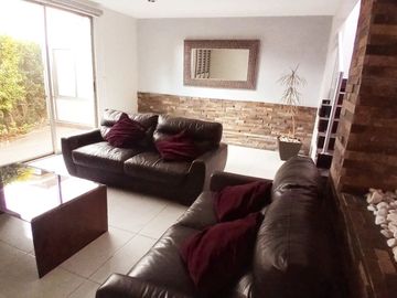 Exclusiva casa en venta zona dorada de Metepec 