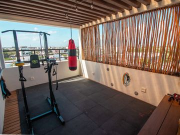 ENTREGA INMEDIATA 2 HABITACIONES CON VISTA AL MAR PICSINA/GYM/JACUZZI EN PLAYA DEL CARMEN