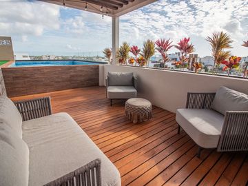 ENTREGA INMEDIATA 2 HABITACIONES CON VISTA AL MAR PICSINA/GYM/JACUZZI EN PLAYA DEL CARMEN