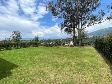 En Venta Casa Cumbaya