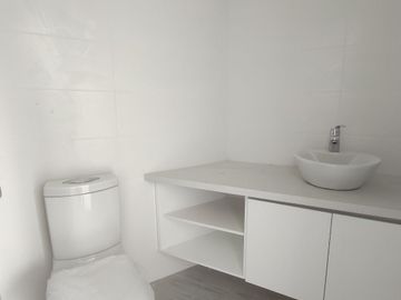 906 Excelente Inversión: República de El Salvador Suite 27,19 m de Venta. A Estrenar!