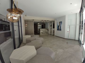 906 Excelente Inversión: República de El Salvador Suite 27,19 m de Venta. A Estrenar!