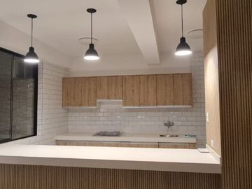 Hermosa casa con piscina en Condominio Privado