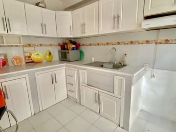 Enorme propiedad de tres niveles en venta. Corregidora Centro de Morelia.
