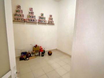 Enorme propiedad de tres niveles en venta. Corregidora Centro de Morelia.
